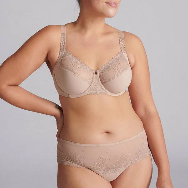 Soutien-gorge aux bonnets profonds
