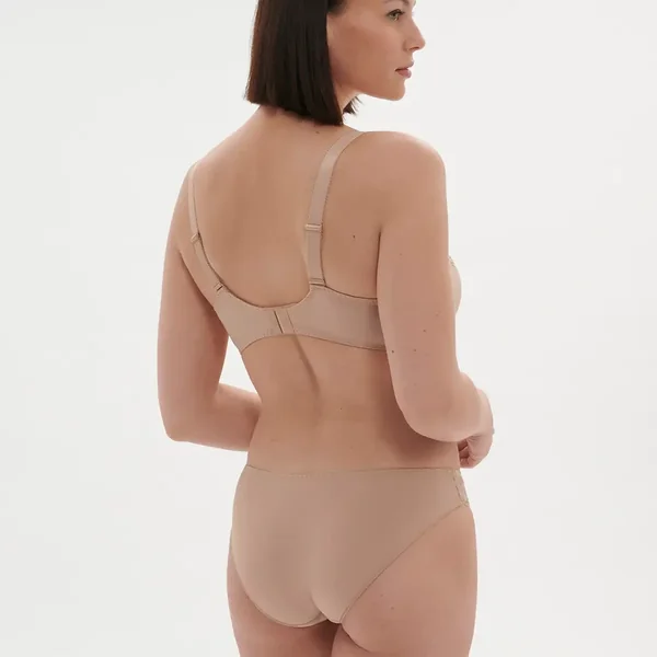 Soutien-gorge aux bonnets profonds