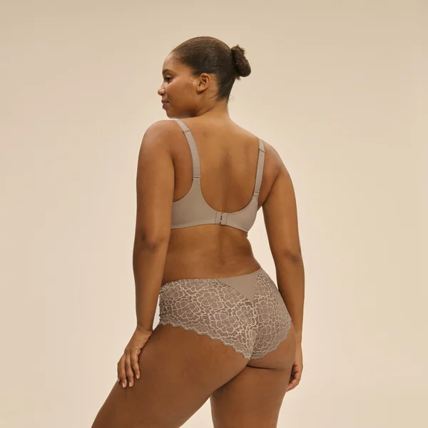 Soutien-gorge avec armature moulé rigide Simone Pérèle