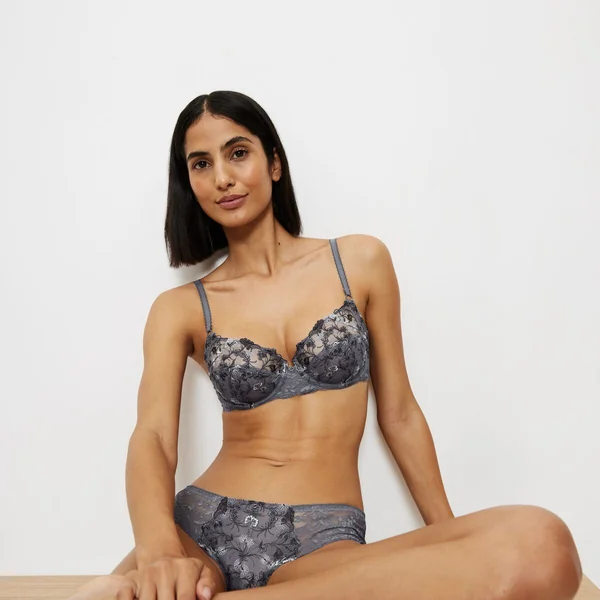 Soutien-gorge avec armatures gris anthracite Triumph