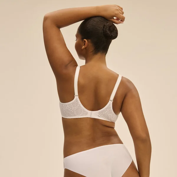 Soutien-gorge avec armatures moulé décolleté plongeant blanc Simone Pérèle