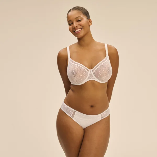 Soutien-gorge avec armatures moulé décolleté plongeant blanc Simone Pérèle