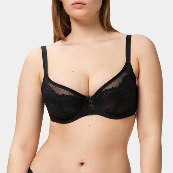 Soutien-gorge avec armatures triangle
