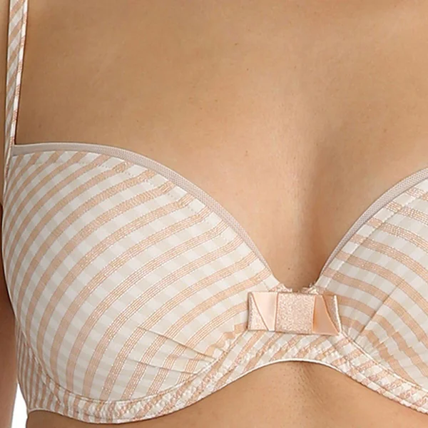 Soutien-gorge balconnet armatures