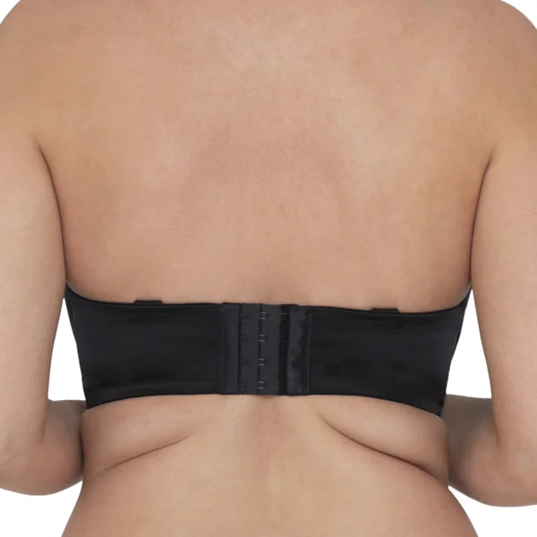 Soutien-gorge bandeau moulé armatures
