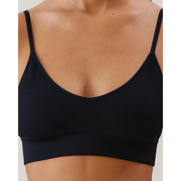 Soutien-gorge brassière triangle en seamless