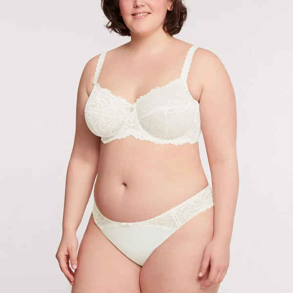 Soutien-gorge classique emboitant