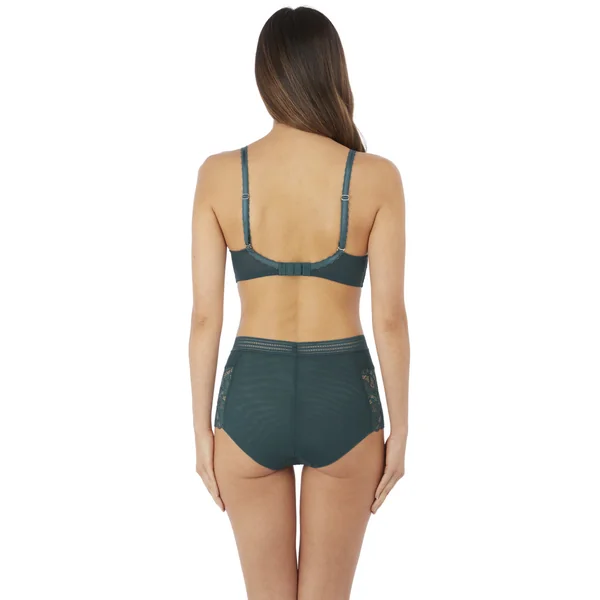 Soutien-gorge coques armatures