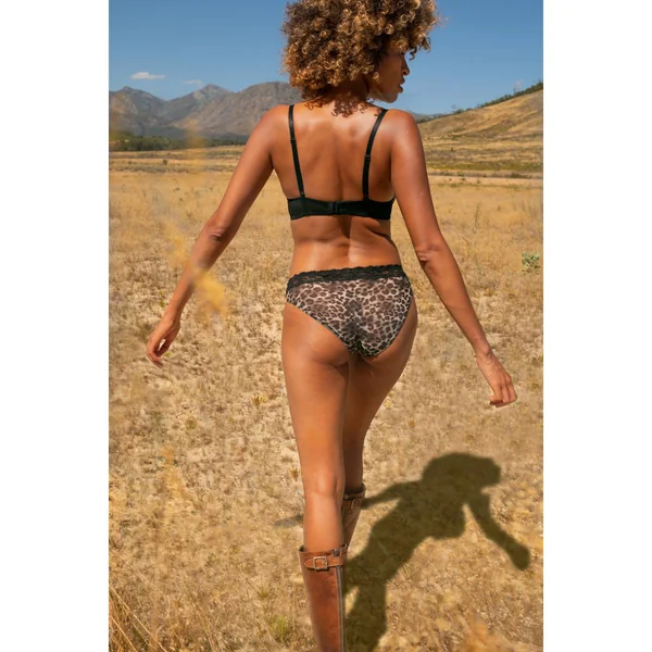 Soutien-gorge coques fines armatures