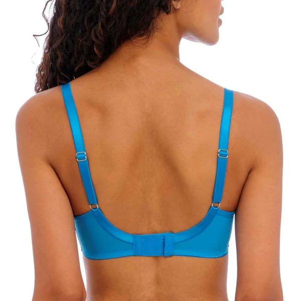 Soutien-gorge coques moulées armatures