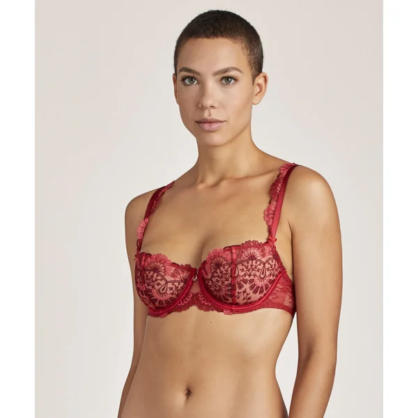 Soutien-gorge corbeille armatures