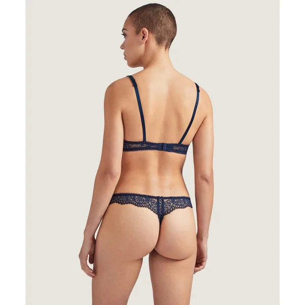 Soutien-gorge corbeille armatures