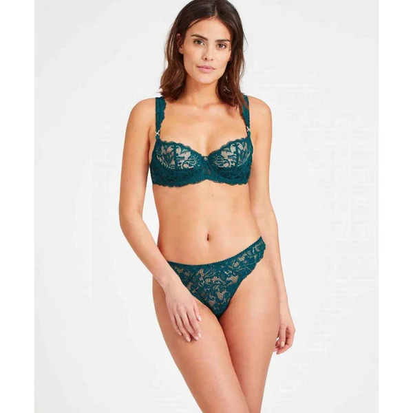Soutien-gorge corbeille armatures