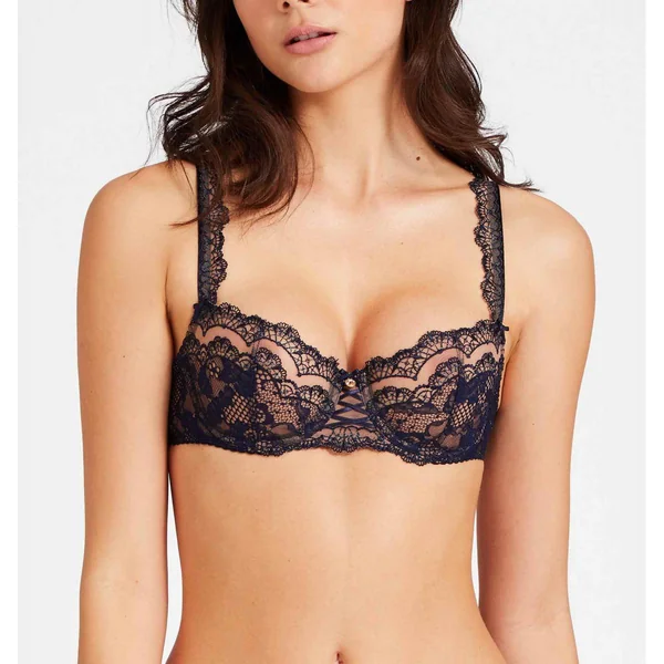 Soutien-gorge corbeille armatures