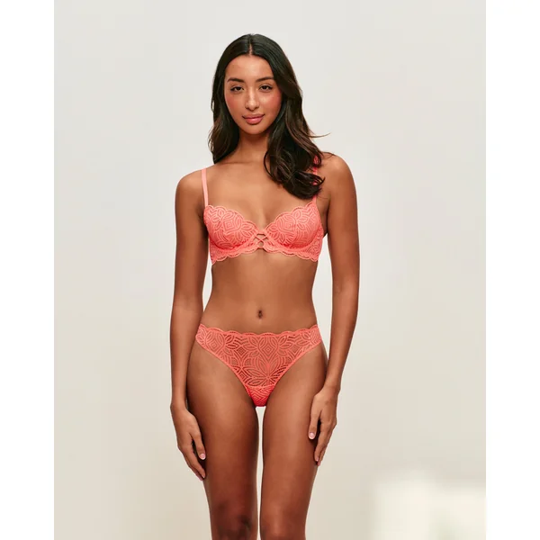 Soutien-gorge corbeille en dentelle