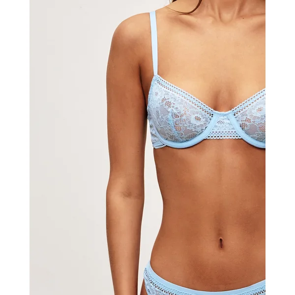 Soutien-gorge corbeille en dentelle