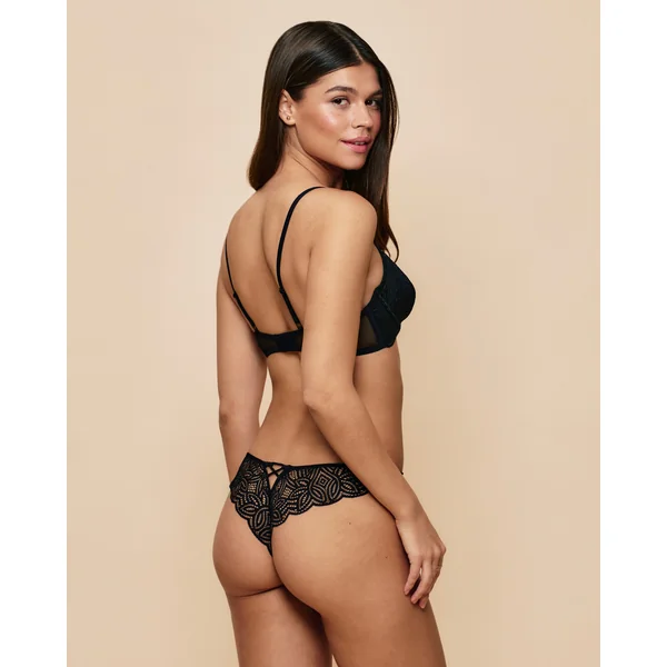 Soutien-gorge corbeille en dentelle noir
