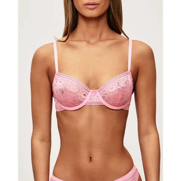 Soutien-gorge corbeille en dentelle