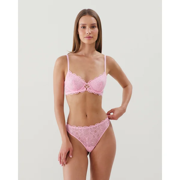 Soutien-gorge corbeille en dentelle