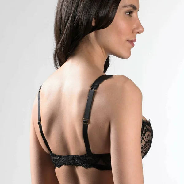 Soutien-gorge corbeille