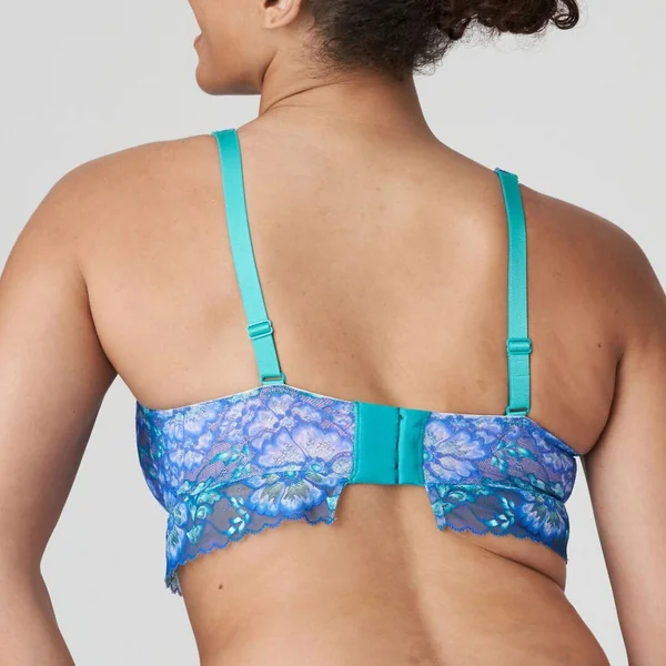 Soutien-gorge demi-mousse plongeant