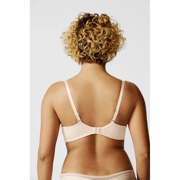 Soutien-gorge emboitant armatures