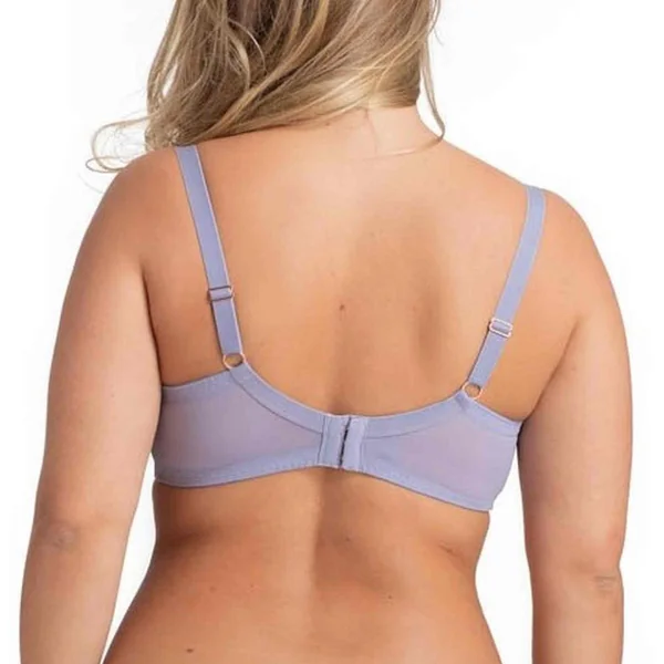Soutien-gorge emboitant armatures
