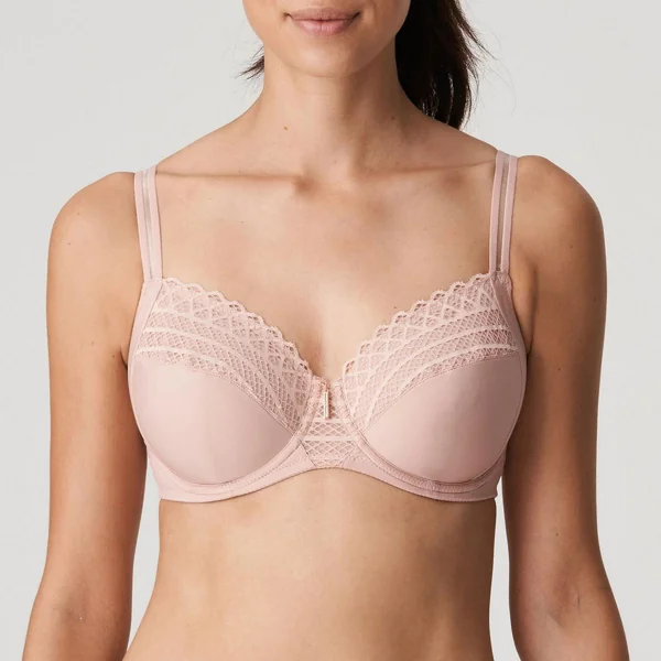Soutien-gorge emboitant armatures