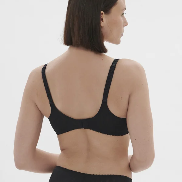 Soutien-gorge emboitant