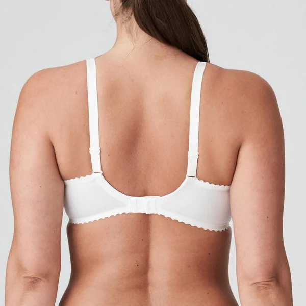 Soutien-gorge emboîtant
