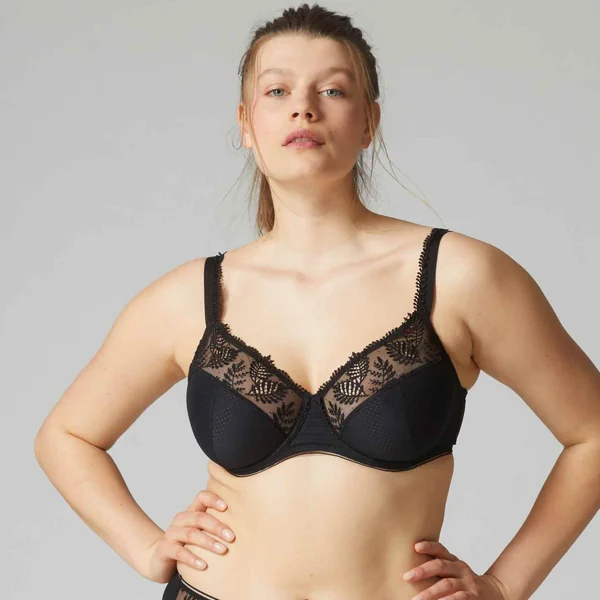 Soutien-gorge emboîtant armatures