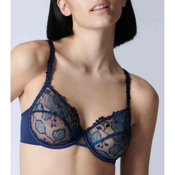 Soutien-gorge emboîtant armatures
