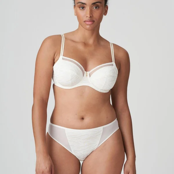 Soutien-gorge emboîtant