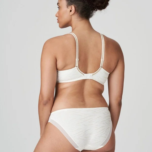 Soutien-gorge emboîtant