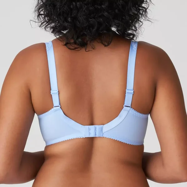 Soutien-gorge emboîtant