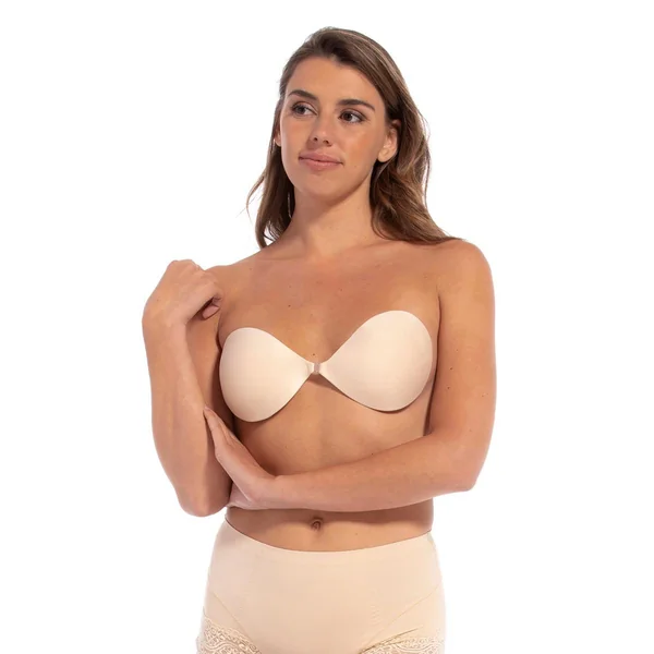 Soutien-gorge invisible qui s'attache à l'entre-seins