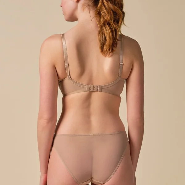 Soutien-gorge moulé