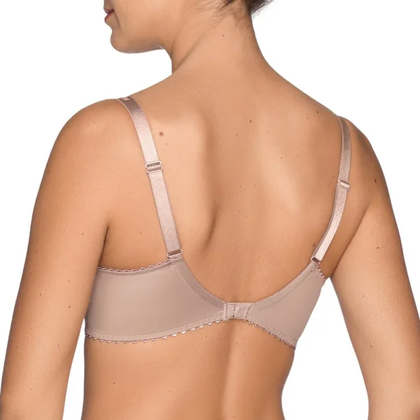 Soutien-gorge moulé