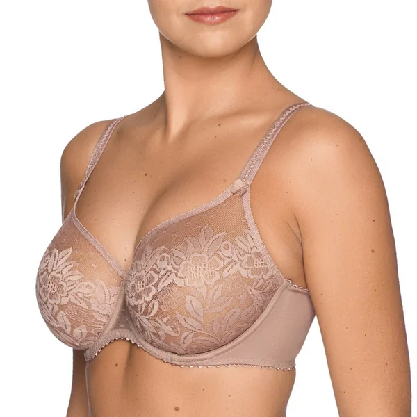 Soutien-gorge moulé