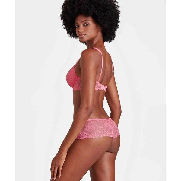 Soutien-gorge plongeant armatures