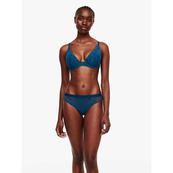 Soutien-gorge plongeant armatures