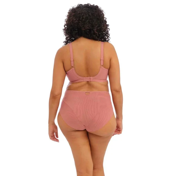 Soutien-gorge plongeant armatures
