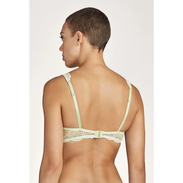 Soutien-gorge plongeant armatures