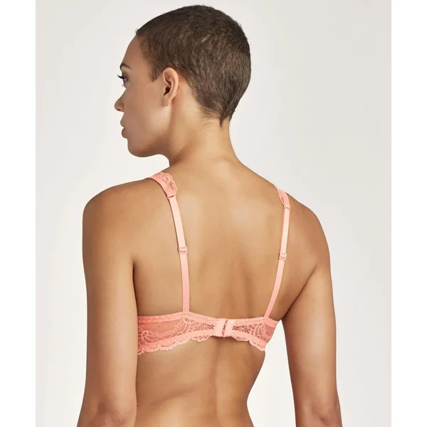 Soutien-gorge plongeant armatures