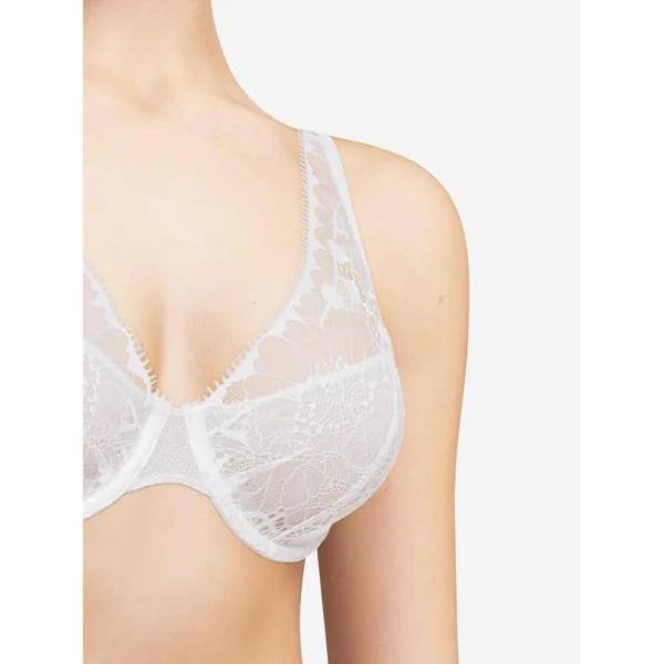 Soutien-gorge plongeant spacer armatures
