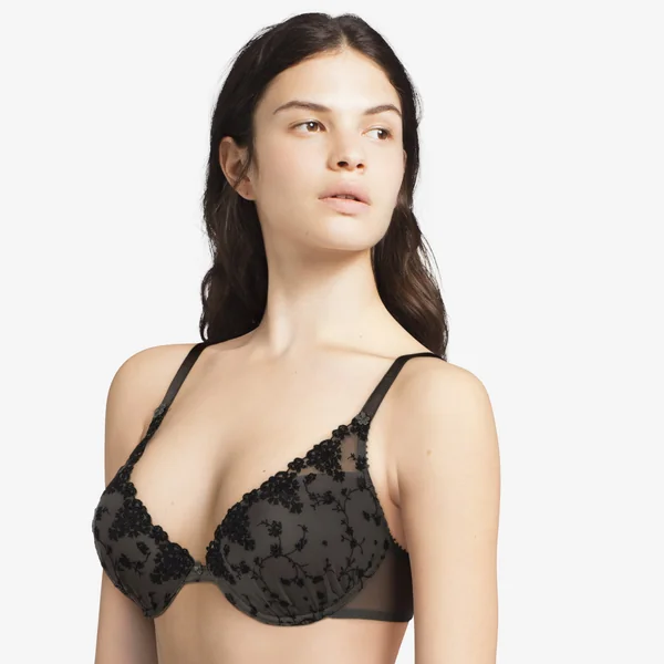 Soutien-gorge push-up armatures