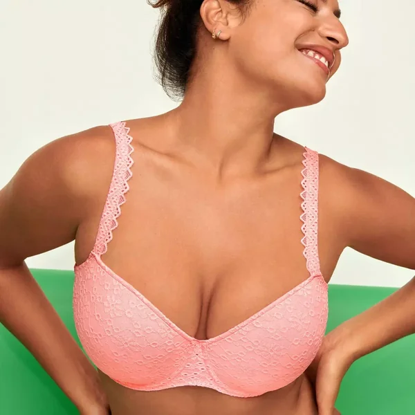 Soutien-gorge rembourré forme coeur