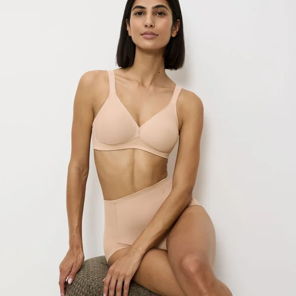 Soutien-gorge sans armatures