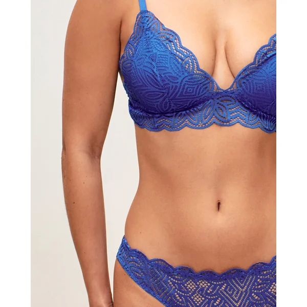 Soutien-gorge triangle push-up en dentelle