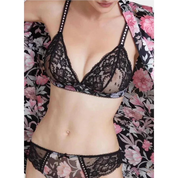 Soutien-gorge triangle sans armatures
